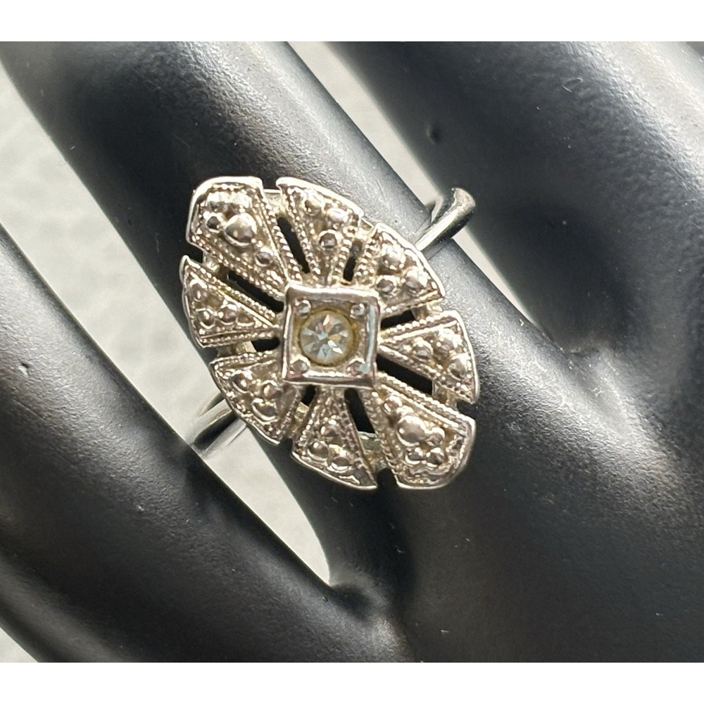 Vintage Ornate Avon Art Deco Style Ring Size 7 Silver Tone
